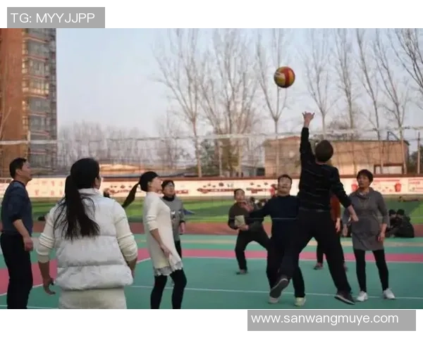 武汉篮球队挑战赛点评团队协作表现分析与未来发展建议